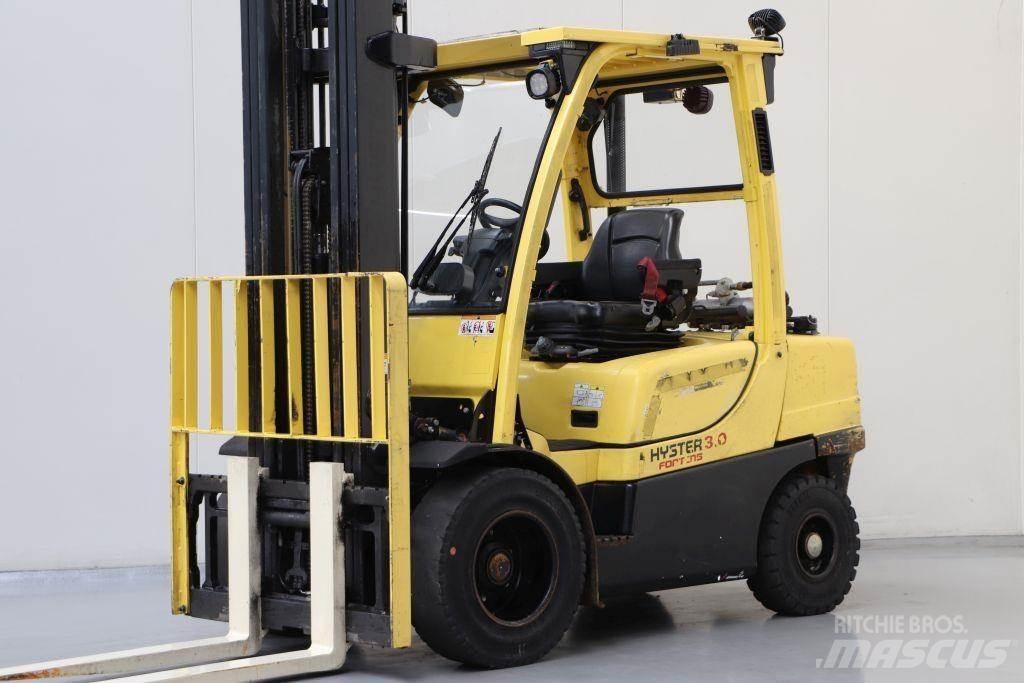 Hyster H3.0FT Камиони с АГУ