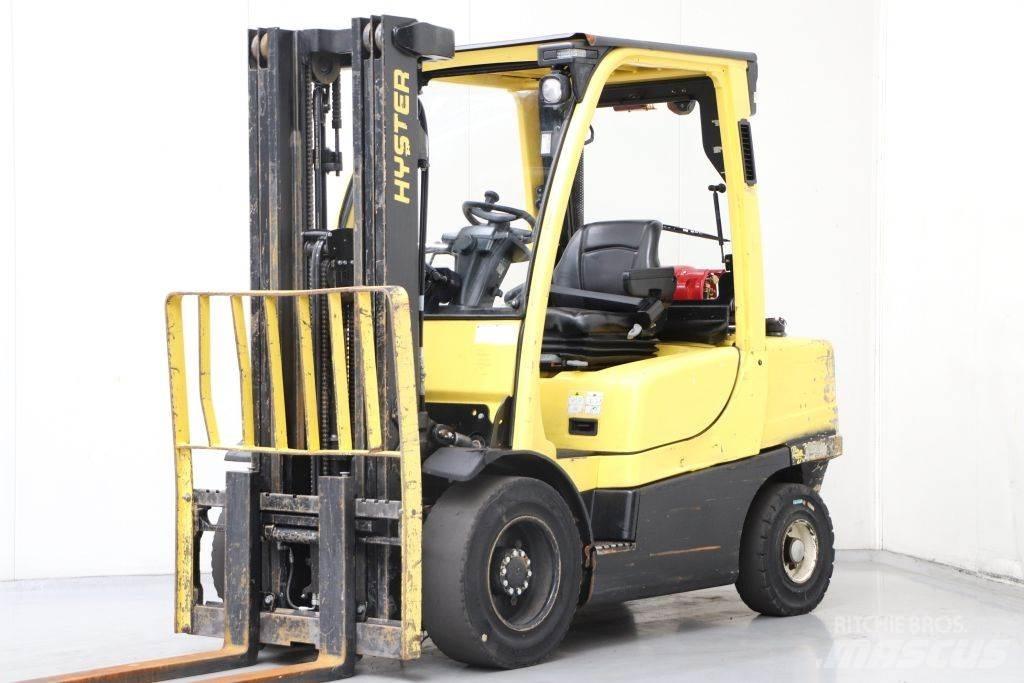 Hyster H3.5FT Камиони с АГУ