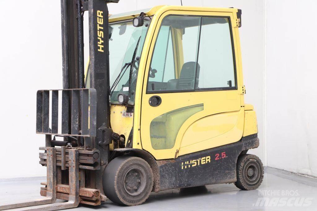 Hyster J2.5XN Електрически вилични кари-повдигачи