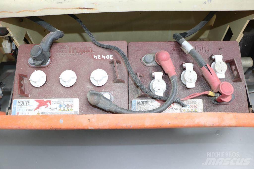 JLG 3246 ES Ножични работни платформи