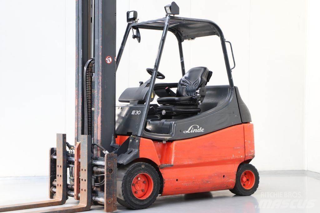 Linde E30-02/600 Електрически вилични кари-повдигачи