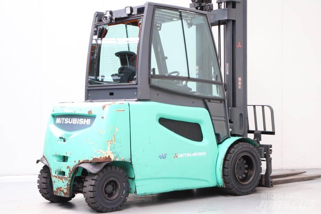 Mitsubishi FB45 2 Електрически вилични кари-повдигачи
