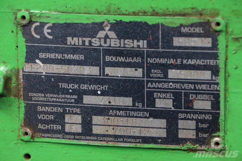 Mitsubishi FD50K Дизелови камиони