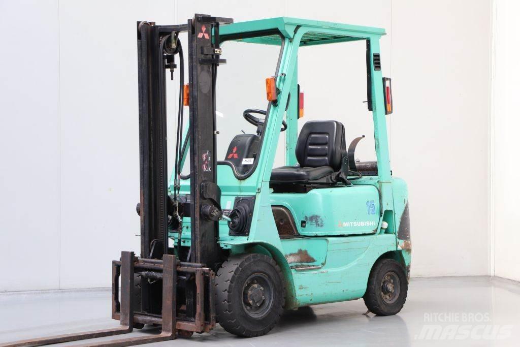 Mitsubishi FG15K Камиони с АГУ