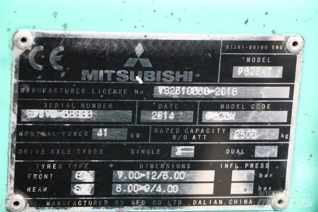 Mitsubishi FG25NT Камиони с АГУ