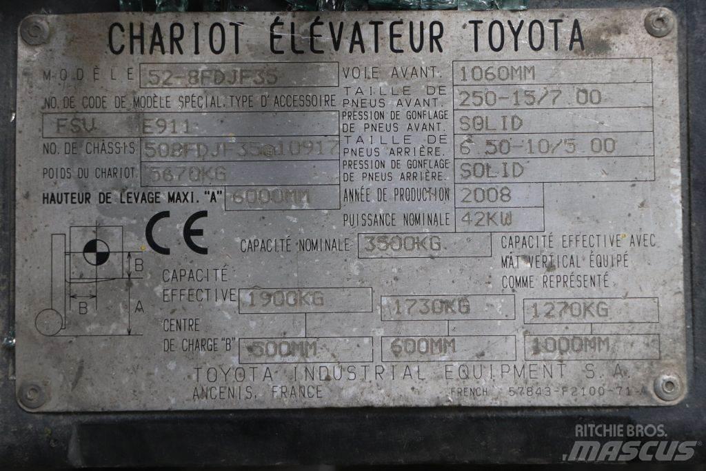 Toyota 52-8FDJF35 Дизелови камиони