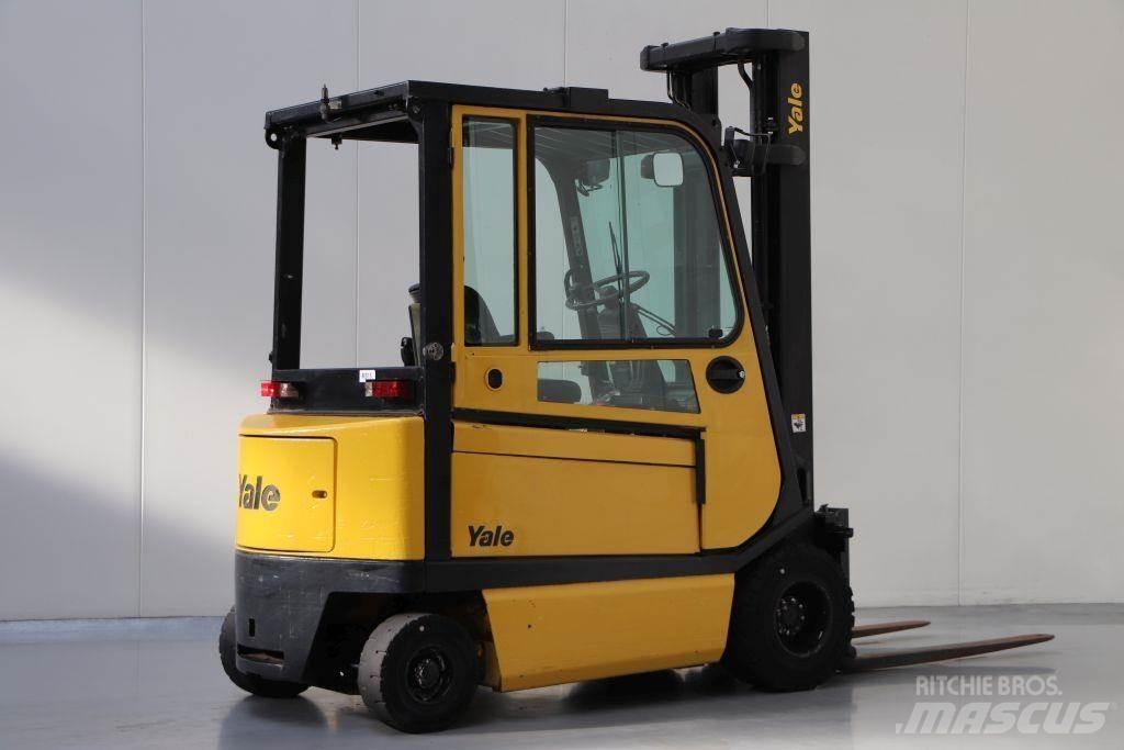 Yale ERP30ALF Електрически вилични кари-повдигачи