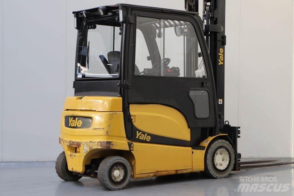 Yale ERP30VL Електрически вилични кари-повдигачи