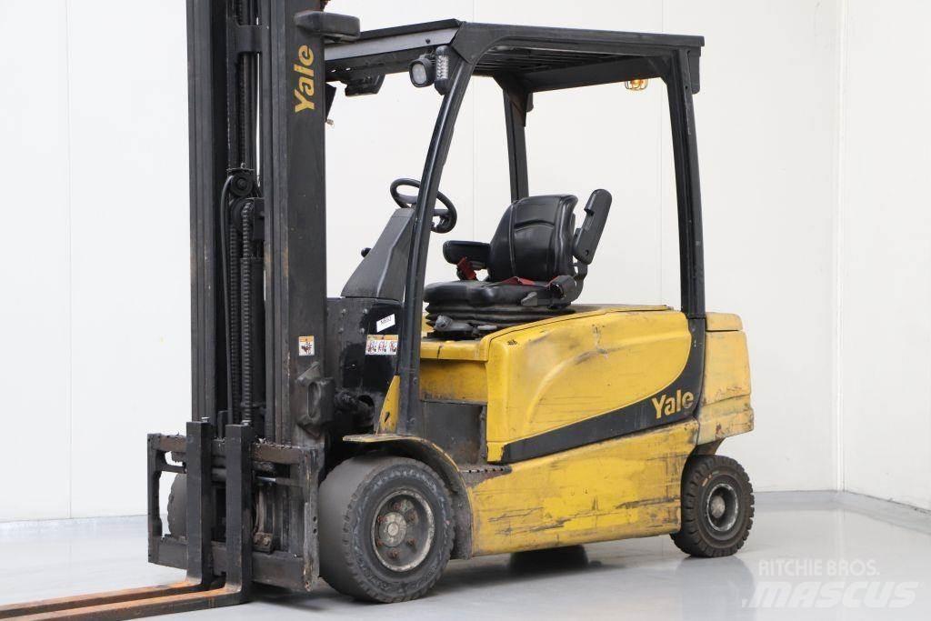 Yale ERP35VL Електрически вилични кари-повдигачи