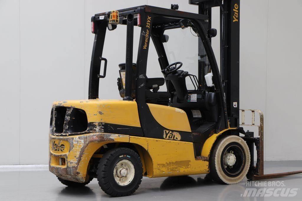 Yale GDP35VX Дизелови камиони