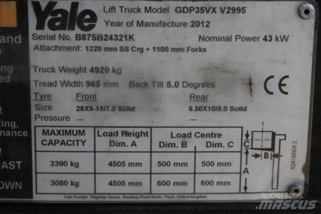 Yale GDP35VX Дизелови камиони