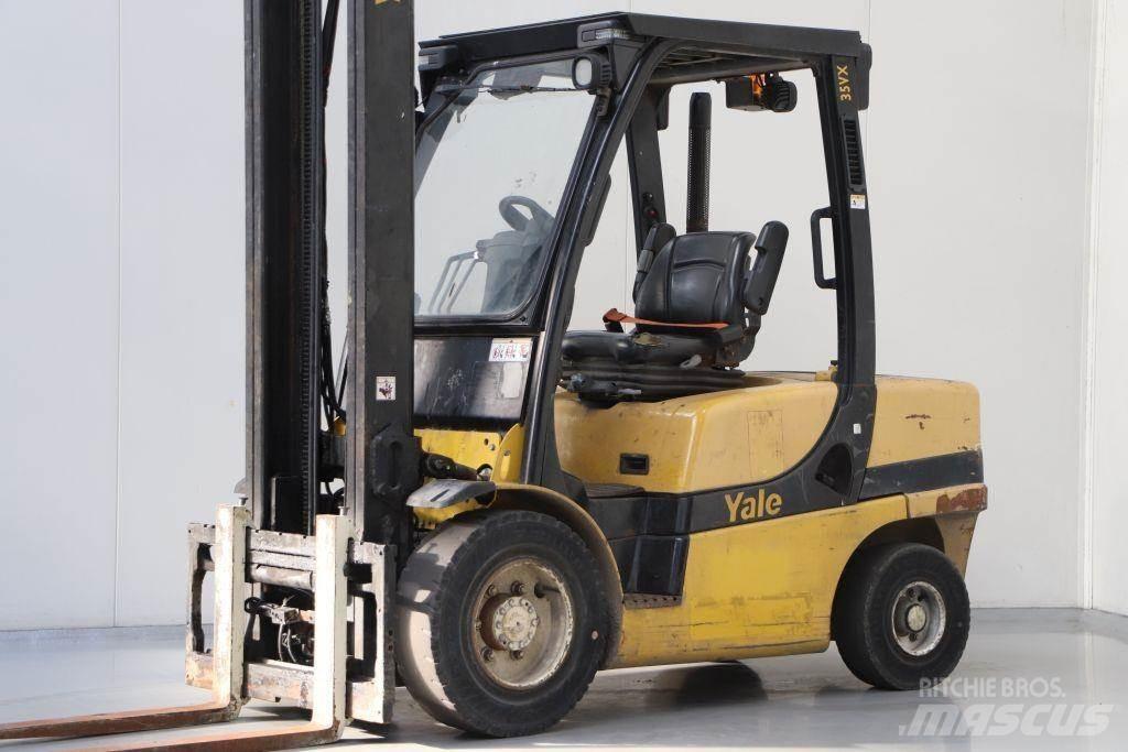 Yale GDP35VX Дизелови камиони