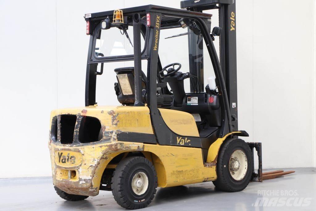 Yale GDP35VX Дизелови камиони