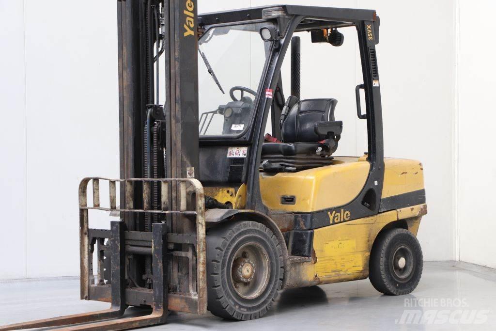 Yale GDP35VX Дизелови камиони