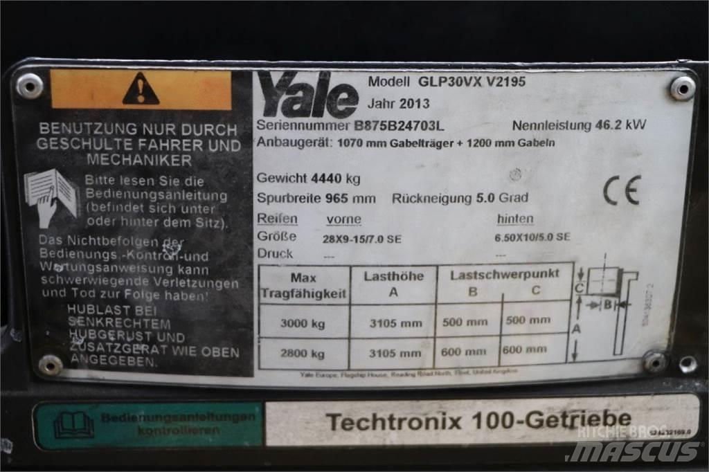 Yale GLP30VX Камиони с АГУ