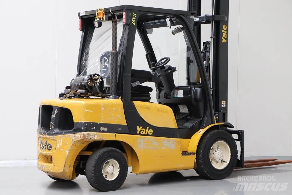 Yale GLP35VX Камиони с АГУ