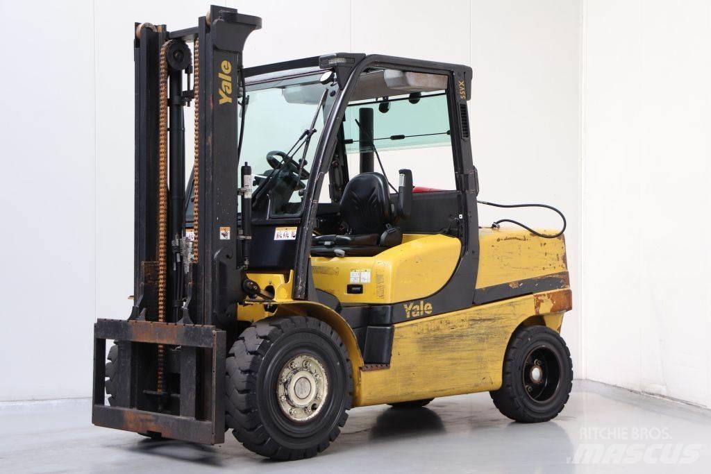 Yale GLP55VX Камиони с АГУ