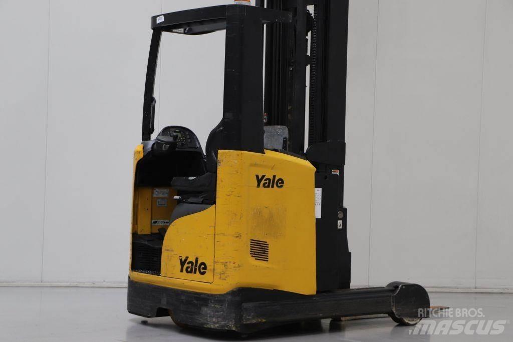 Yale MR20HD Ретрак/ Високоповдигач с изместване на вилката напред