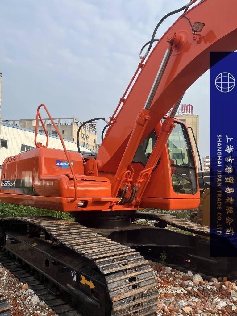 Doosan DH 225 LC-7 Верижен екскаватор