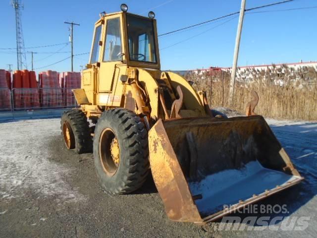 CAT 920 Колесни товарачи