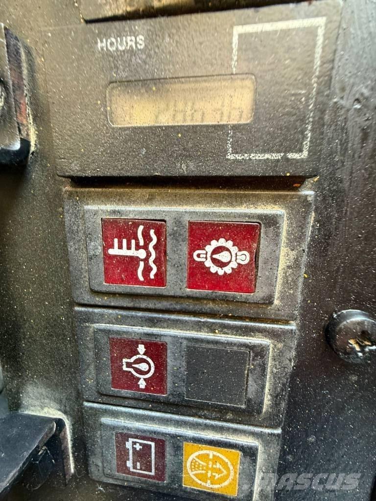 JCB 1 CX Товарач със заден ексватор