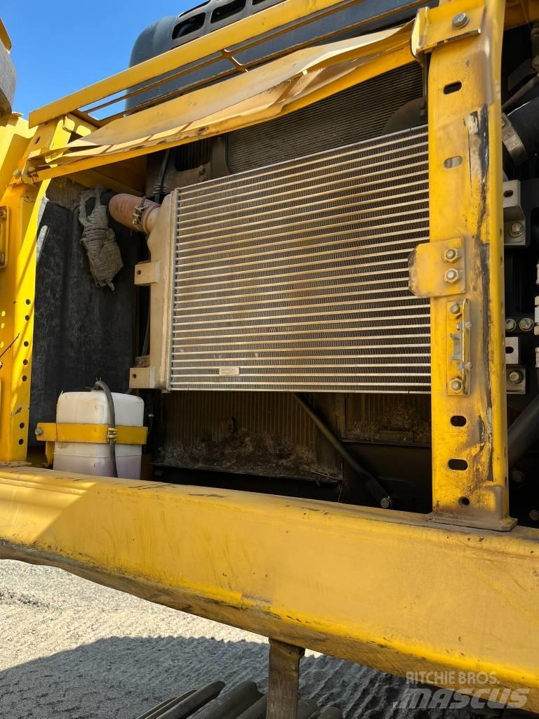 Komatsu PC 390 LC-10 Верижен екскаватор