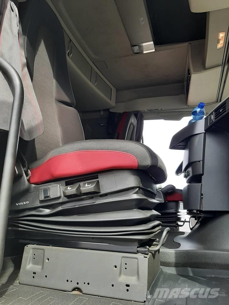 Volvo FH 13 Камиони за дървени стърготини
