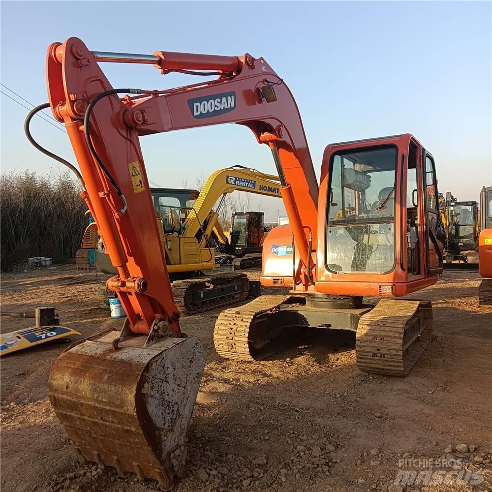 Doosan DH 70 Верижен екскаватор