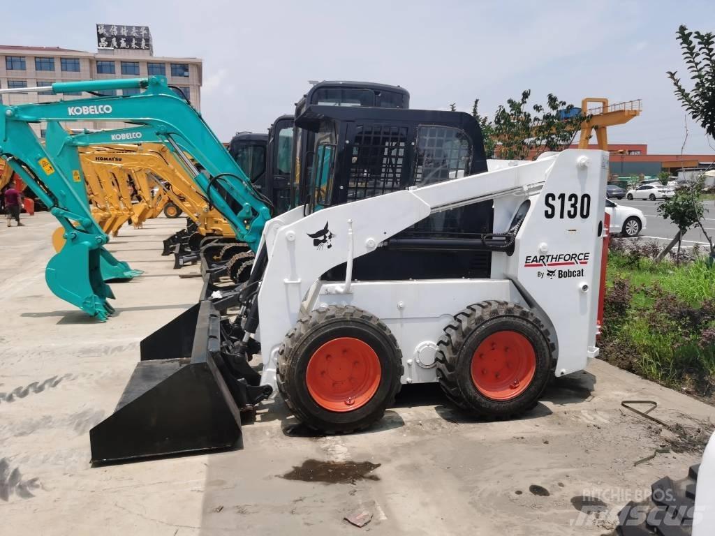 Bobcat S 130 Мини товарачи
