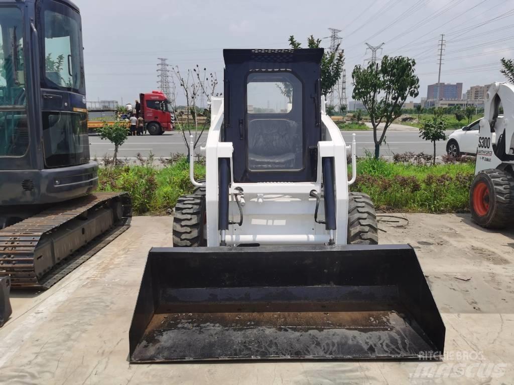 Bobcat S 130 Мини товарачи
