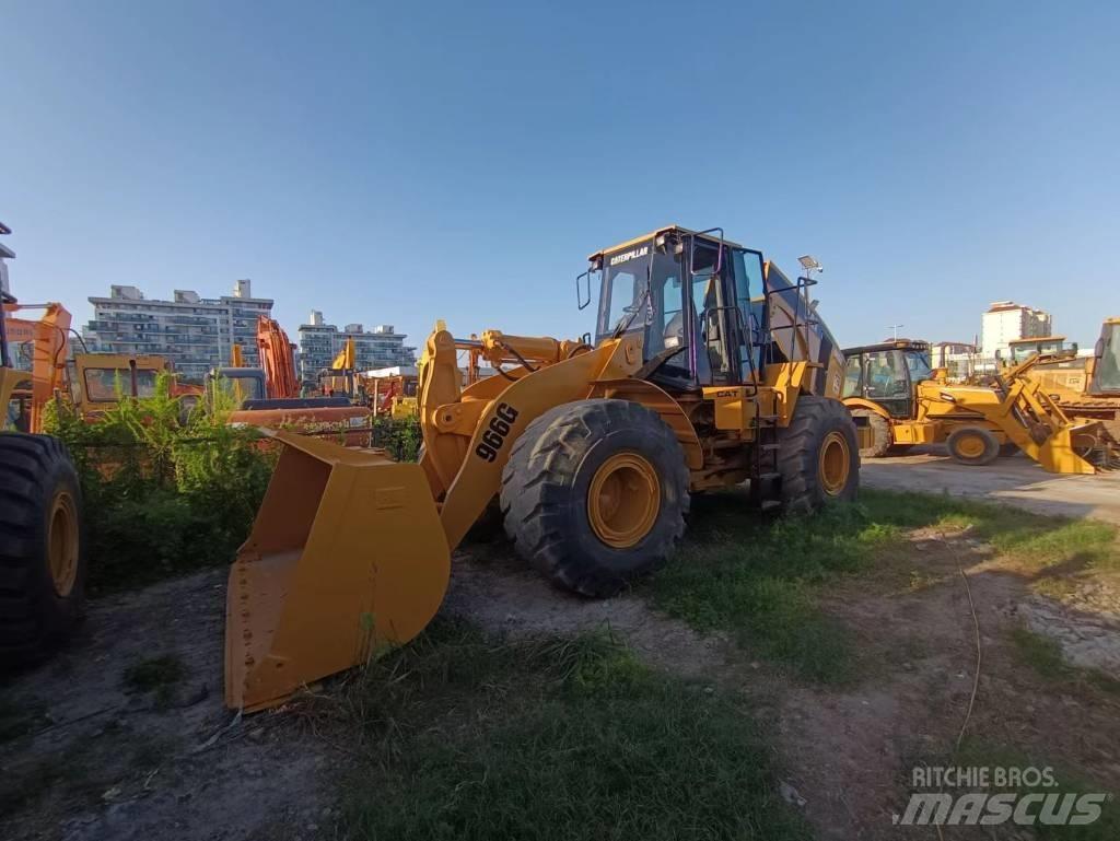 CAT 966 G Колесни товарачи