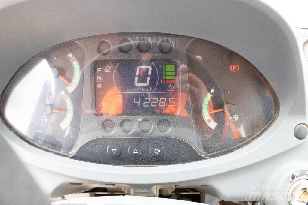 Hitachi ZW150-6 Колесни товарачи