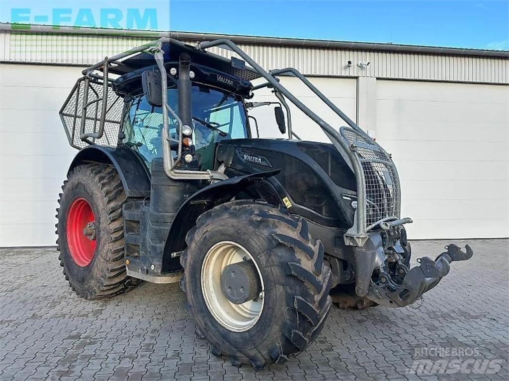 Valtra s 374 Трактори