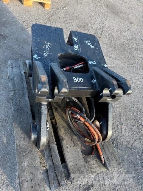 Volvo QUICK COUPLERS Бързи съединители