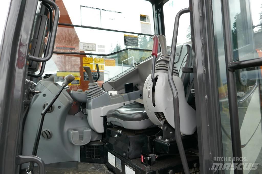 Hitachi ZX75UR-5B Верижен екскаватор