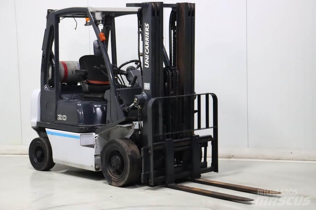 Nissan U1D2A20LQ Камиони с АГУ
