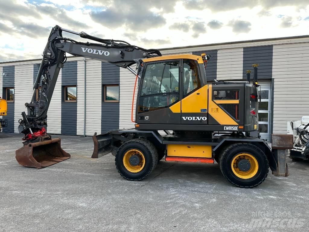 Volvo EWR 150 E Колесни екскаватори