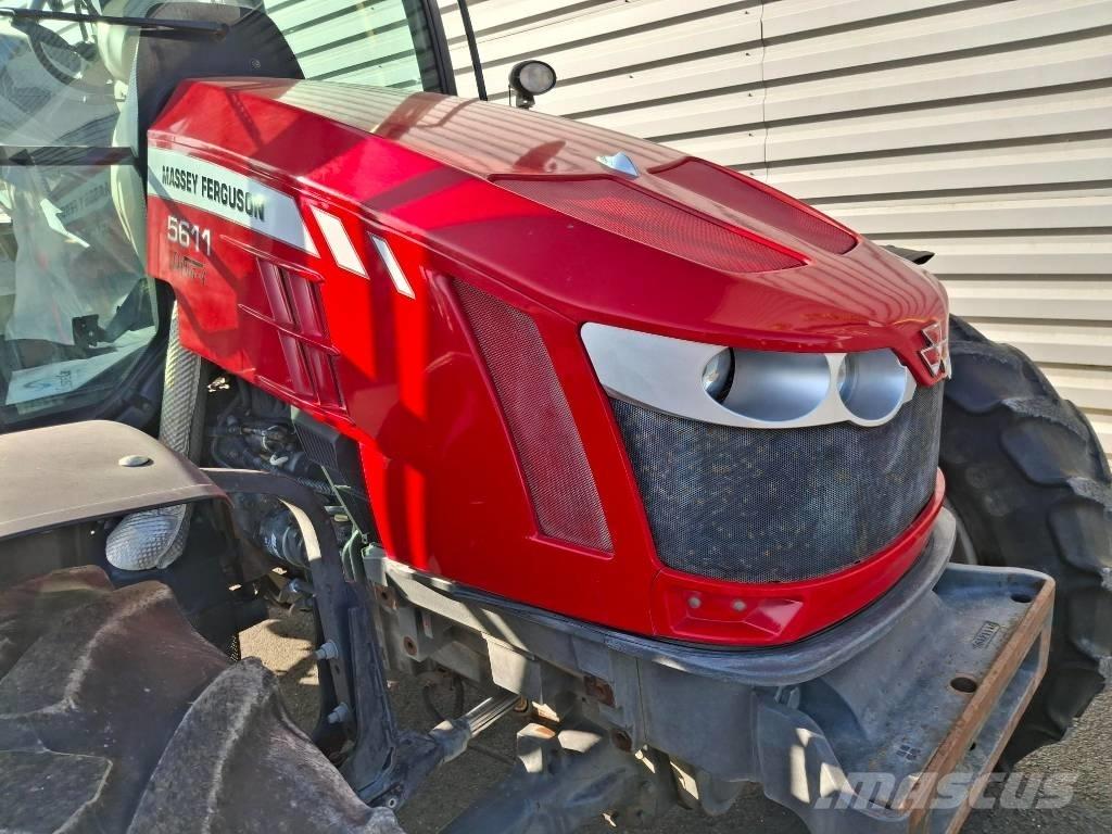 Massey Ferguson 5611 Трактори