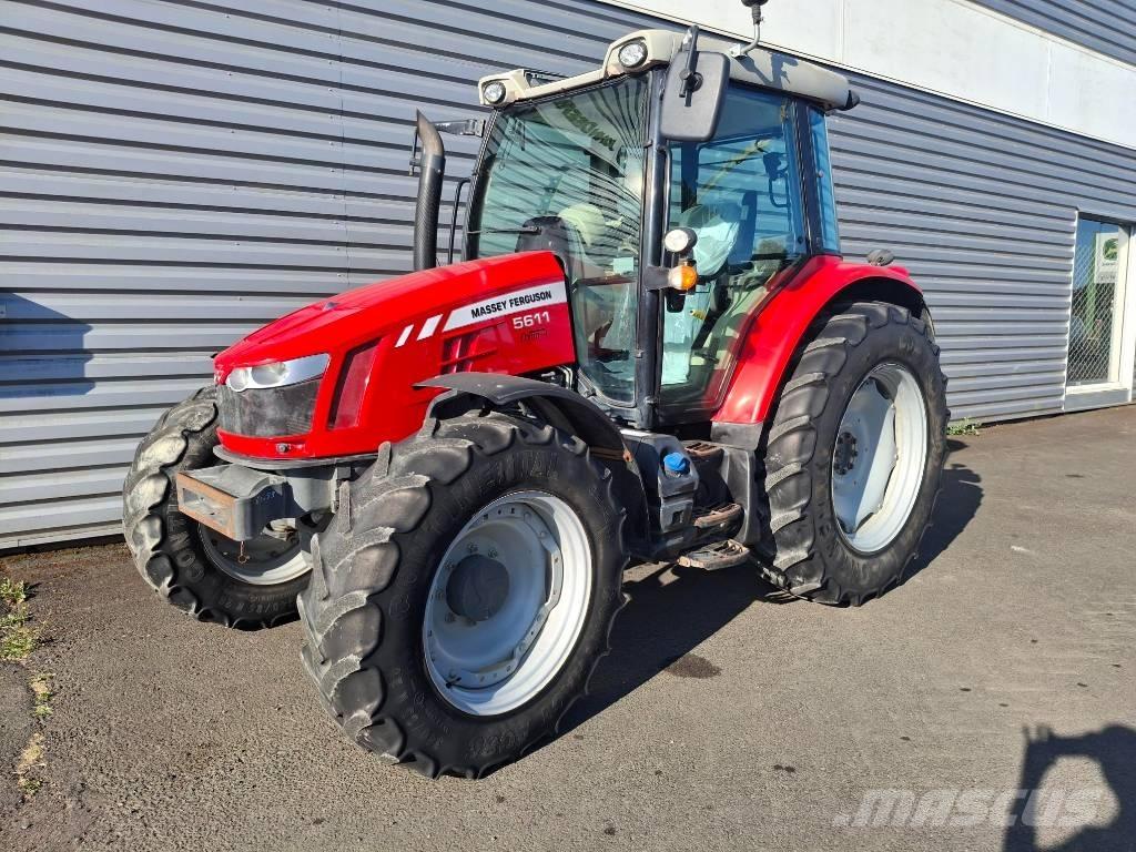 Massey Ferguson 5611 Трактори