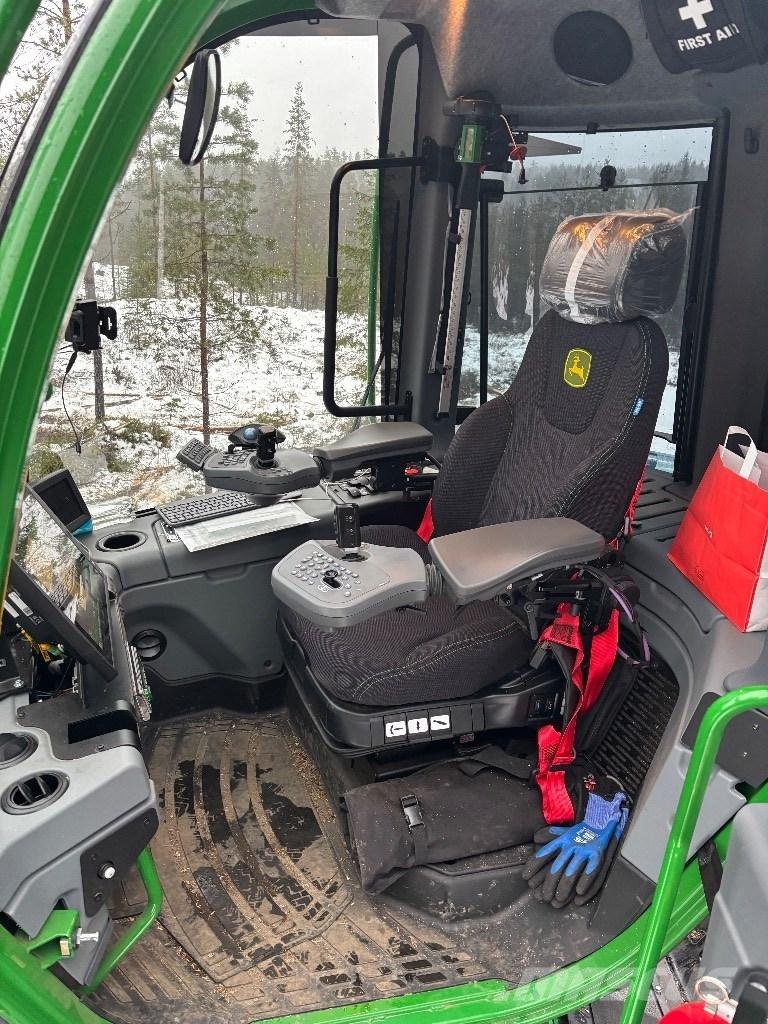 John Deere 1170G Харвестери