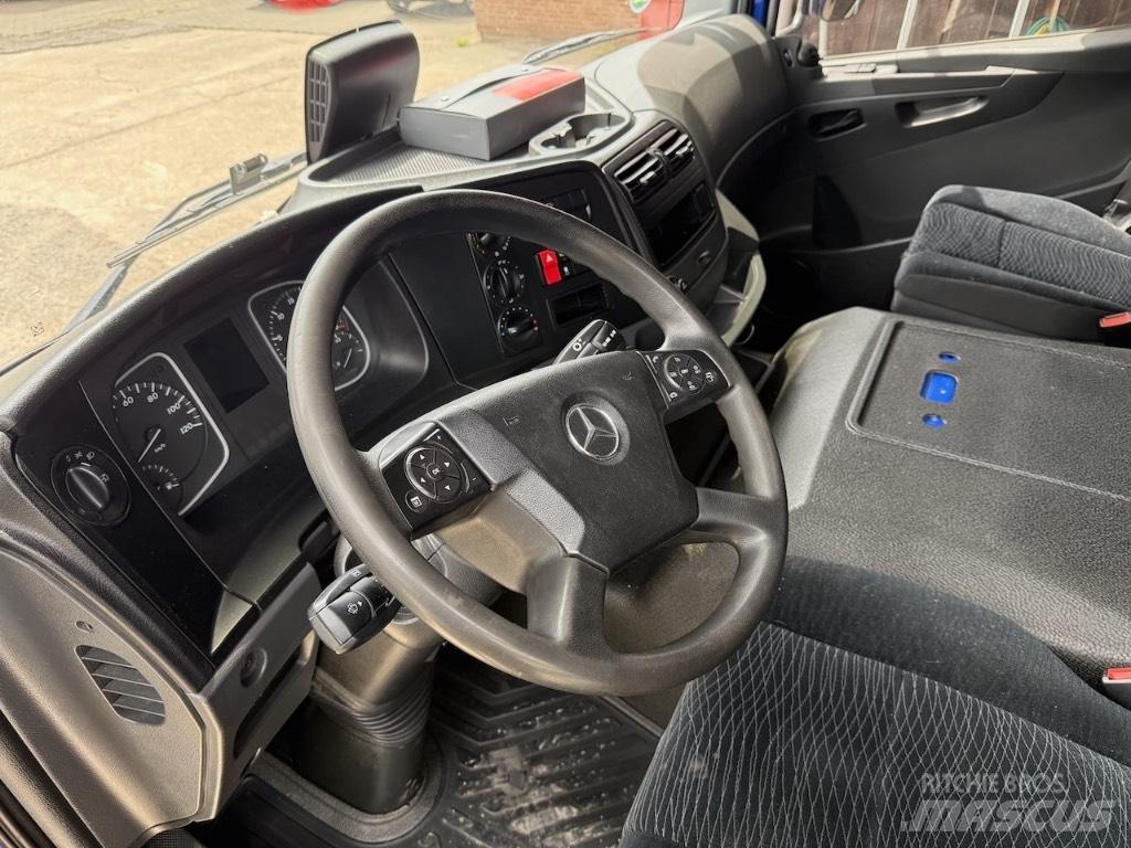 Mercedes-Benz 1630L Бордови