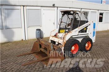 Bobcat 743 Мини товарачи
