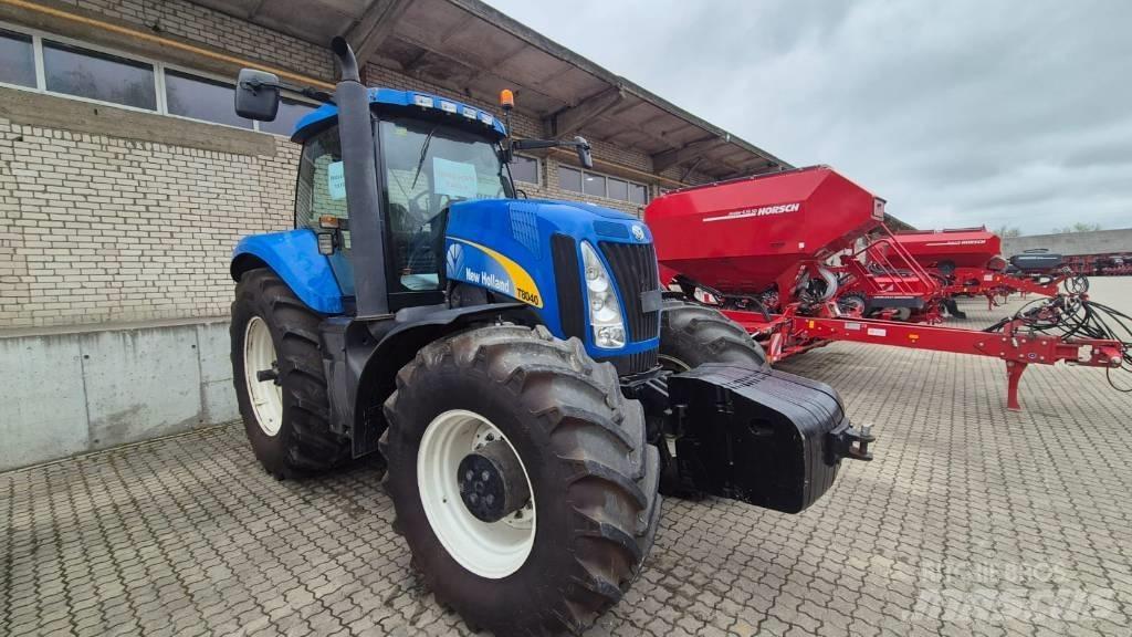 New Holland T 8040 Трактори