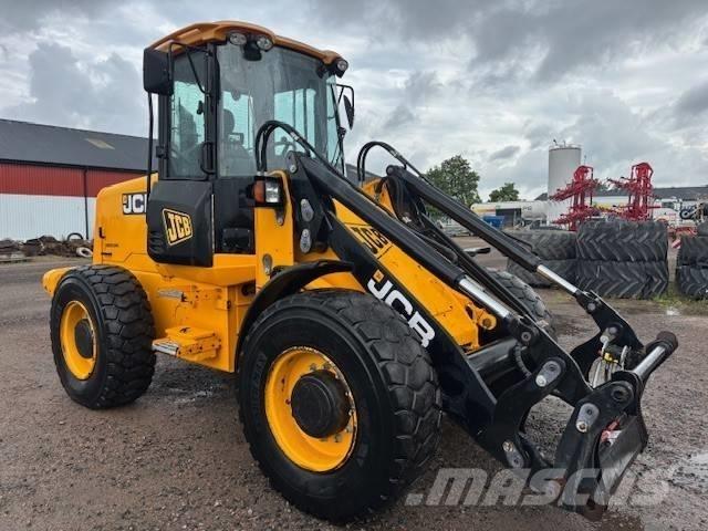 JCB 416 HT Колесни товарачи