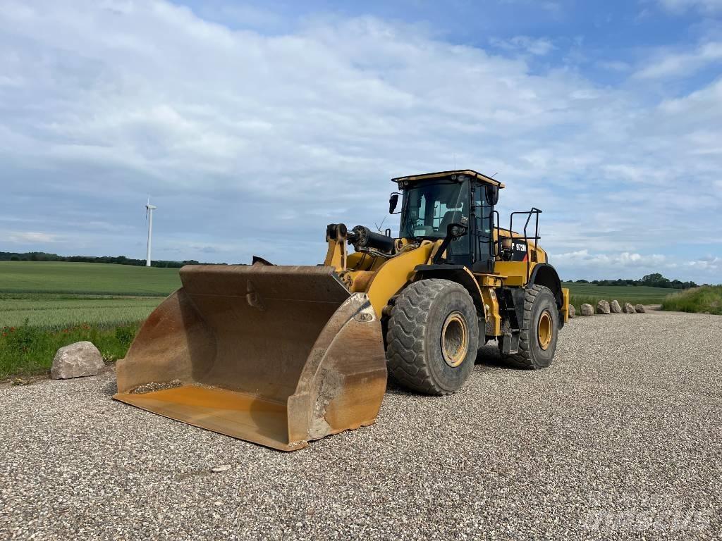 CAT 972 M Колесни товарачи