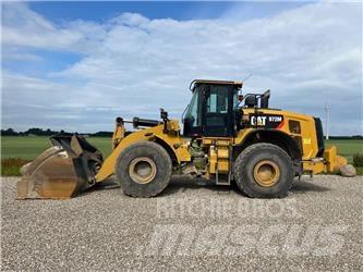 CAT 972 M Колесни товарачи