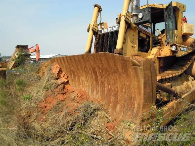 CAT D 8 L Верижни булдозери
