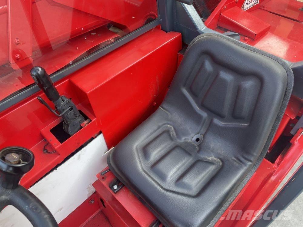Manitou BT 420 Телескопични товарачи