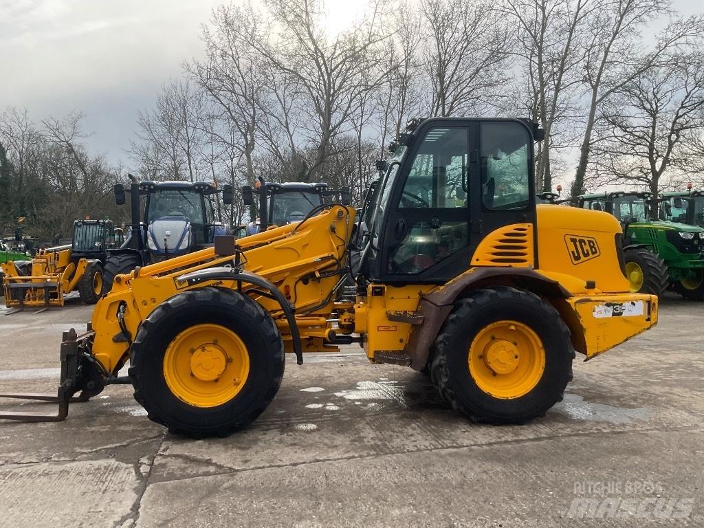 JCB TM 300 Телескопични товарачи