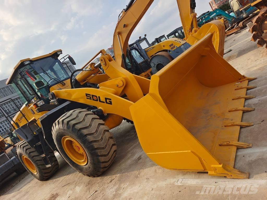 SDLG LG 956 F Колесни товарачи